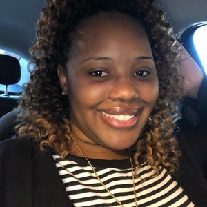 Meet your Posher, Angelica